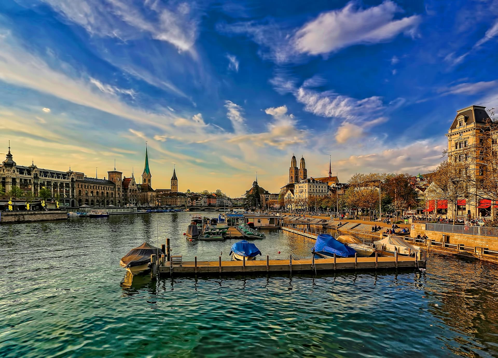 Lucerne et le pont couvert Kapellbrücke