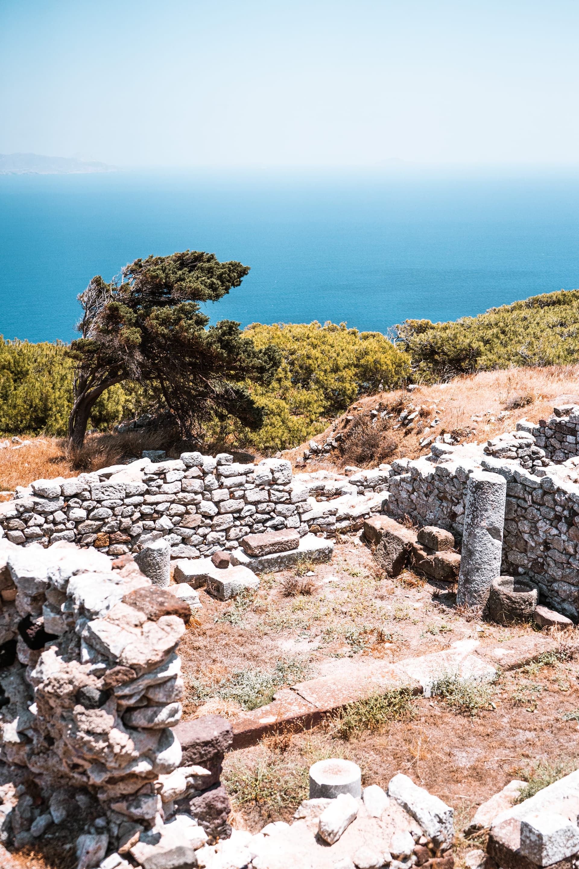 Perissa Beach, la plage de sable noir à Santorin