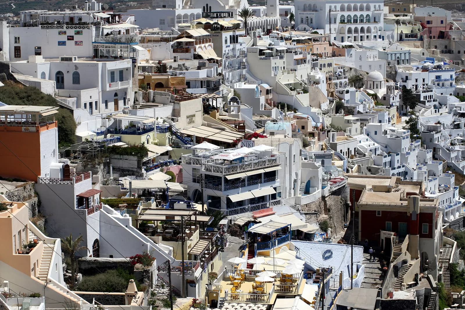 the rooftops of Fira, packed with hotels, cafés and restaurants