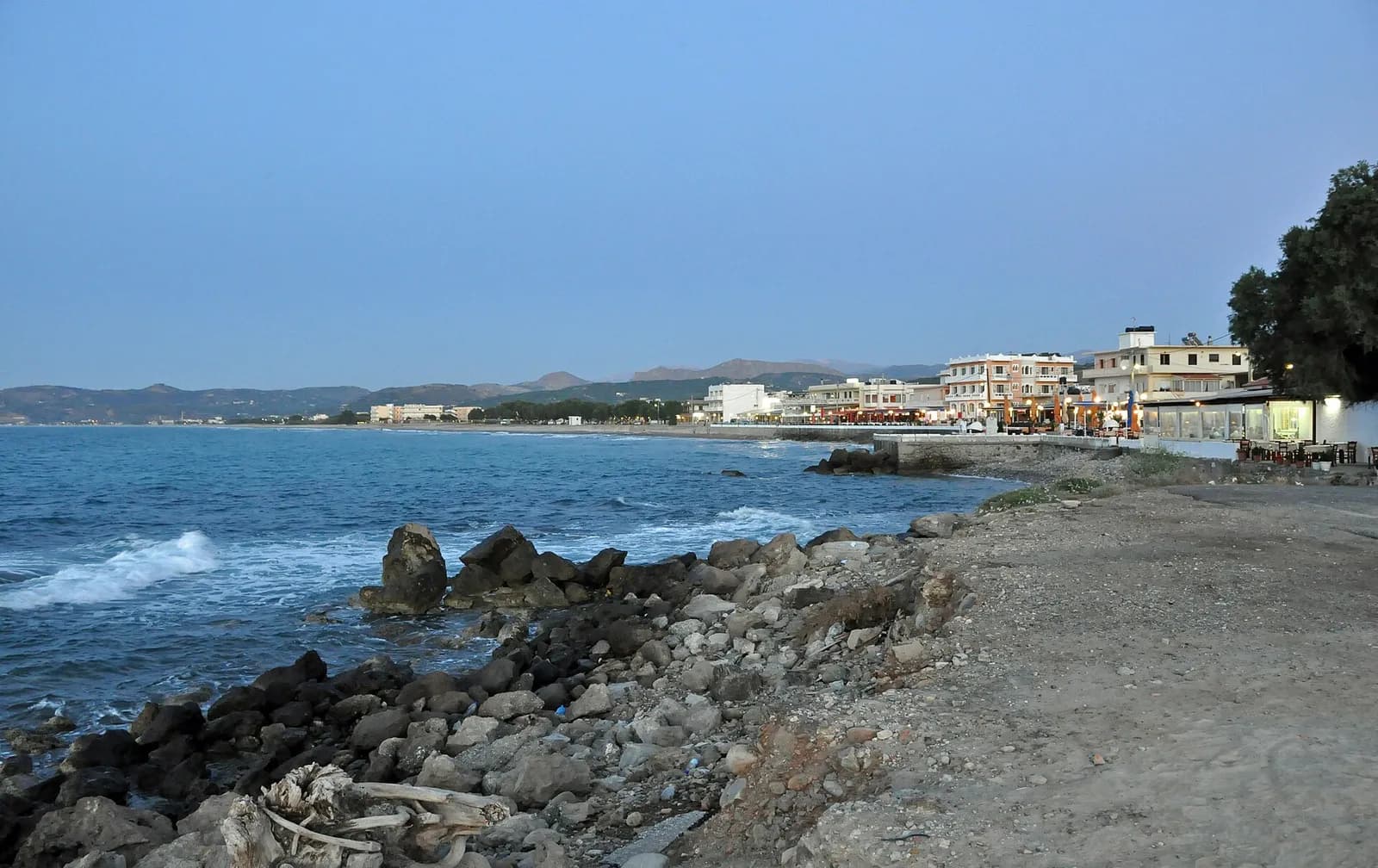 Kissamos in the evening