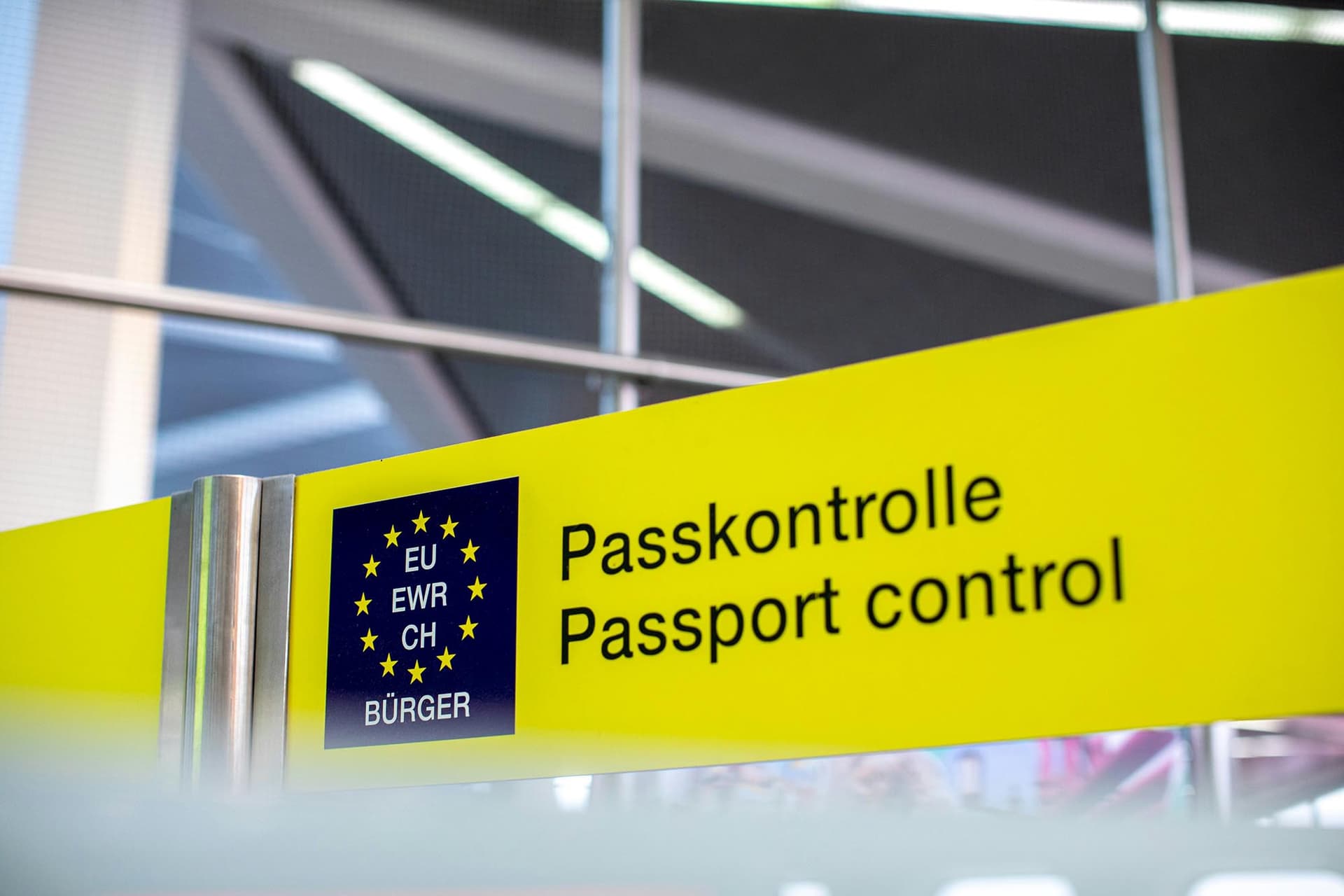 Contrôle des passeport en Europe