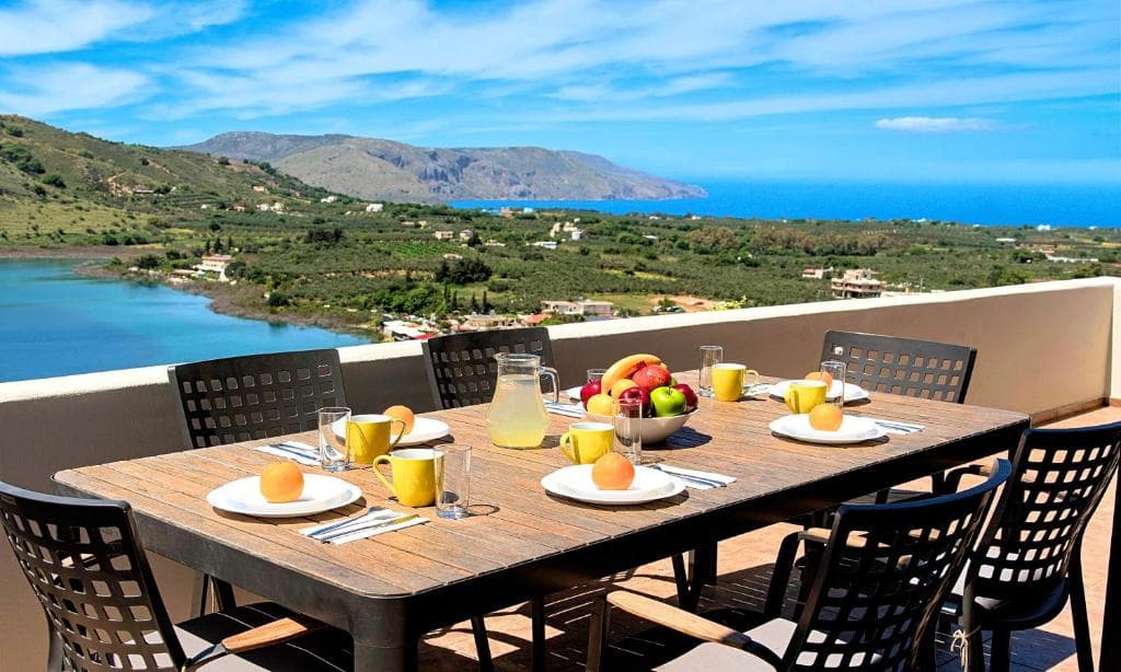 Cretan specialities served at a taverna by Lake Kournas