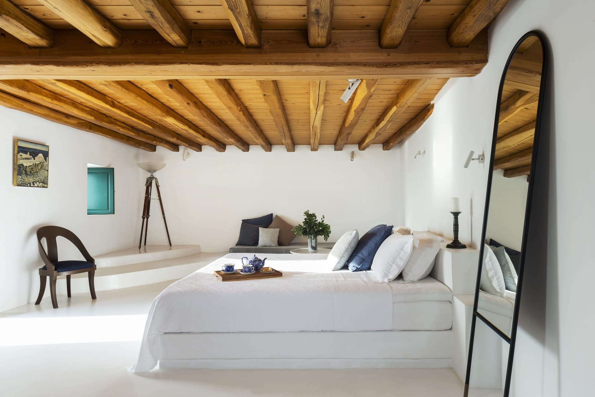 Suite du Vasilicos avec terrasse privée et vue caldeira à Santorin