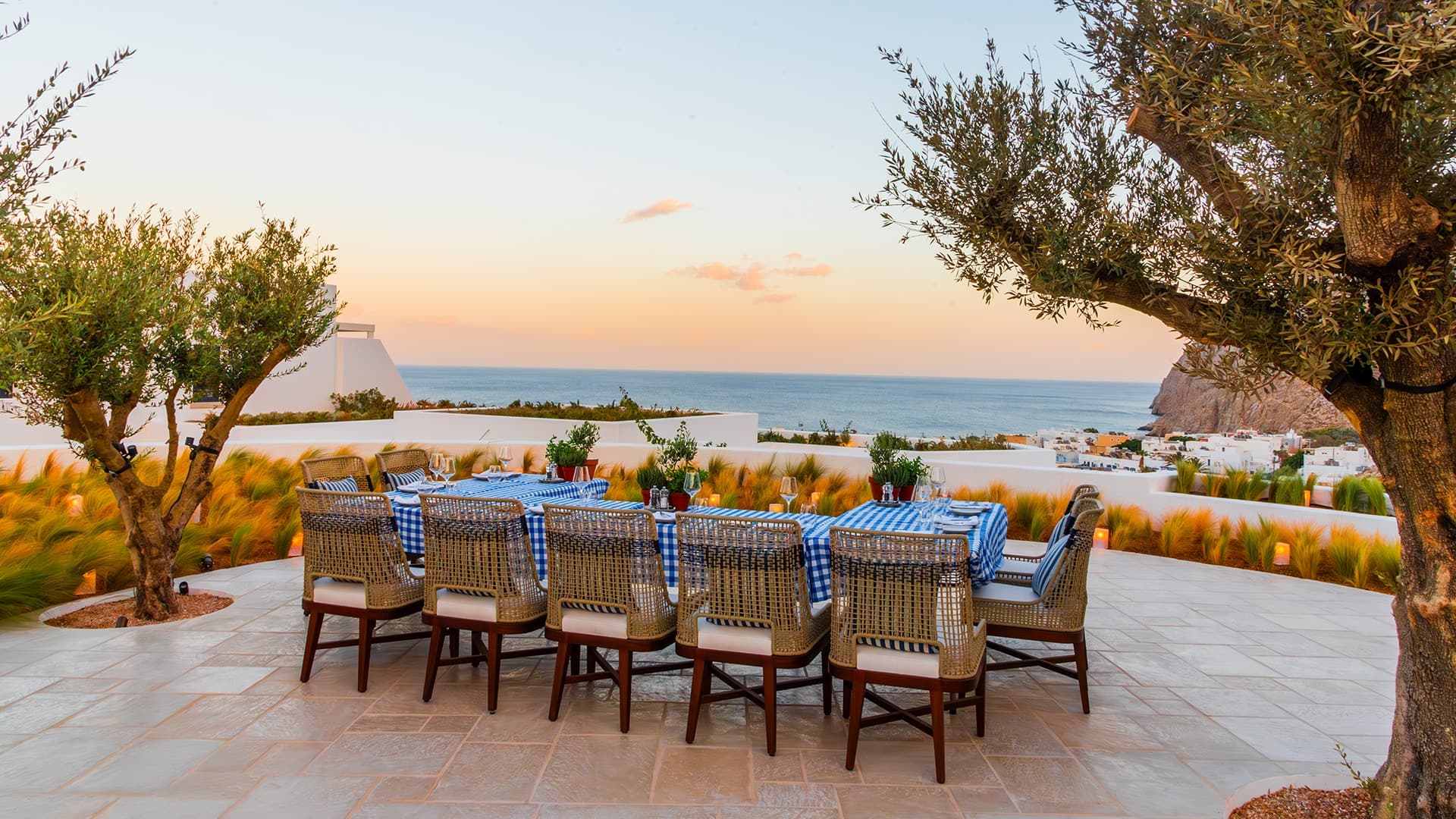 Suite avec piscine privée au Sandblu resort à Kamari, Santorin