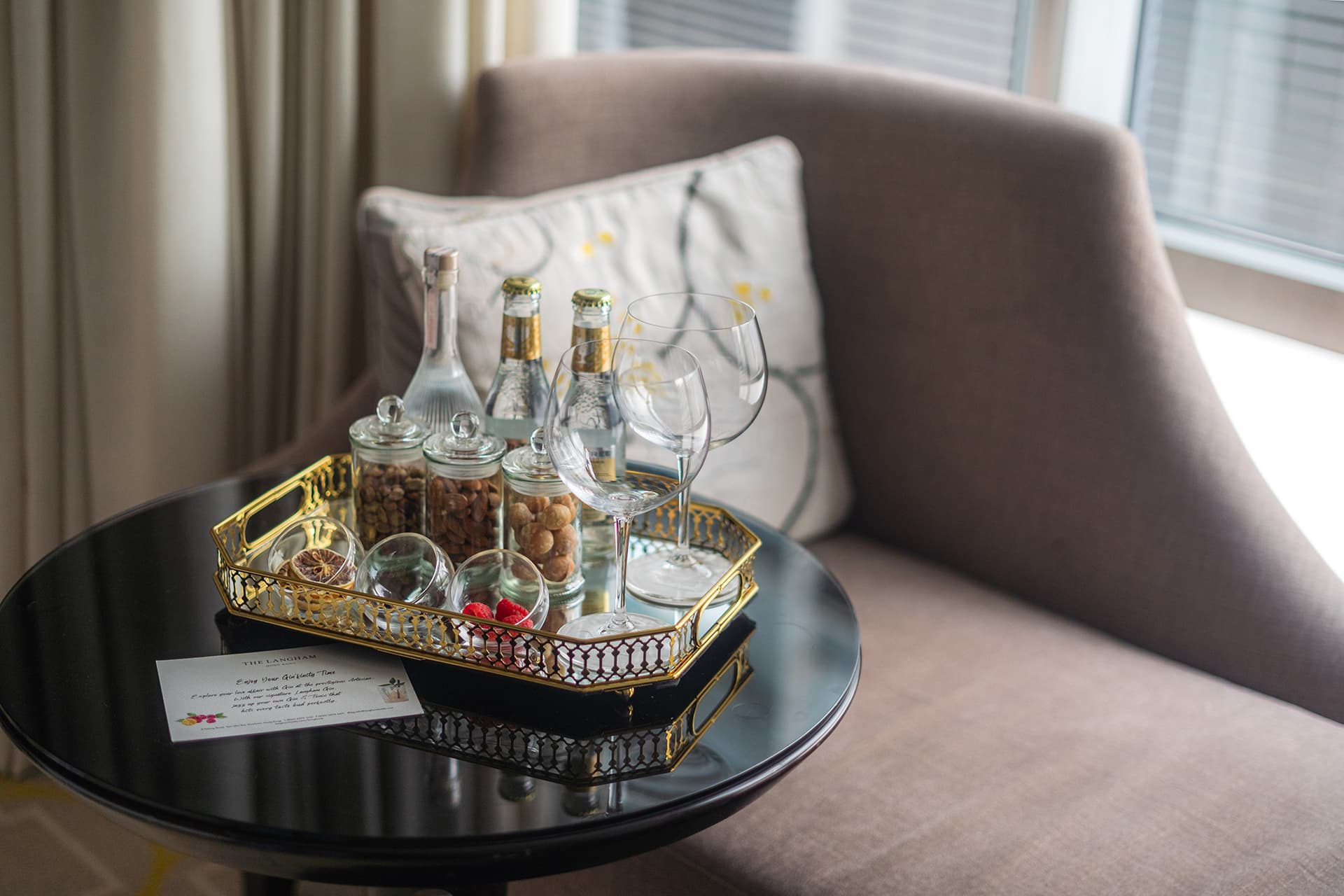 Service pour faire un Gin Tonic directement livrée dans la chambre