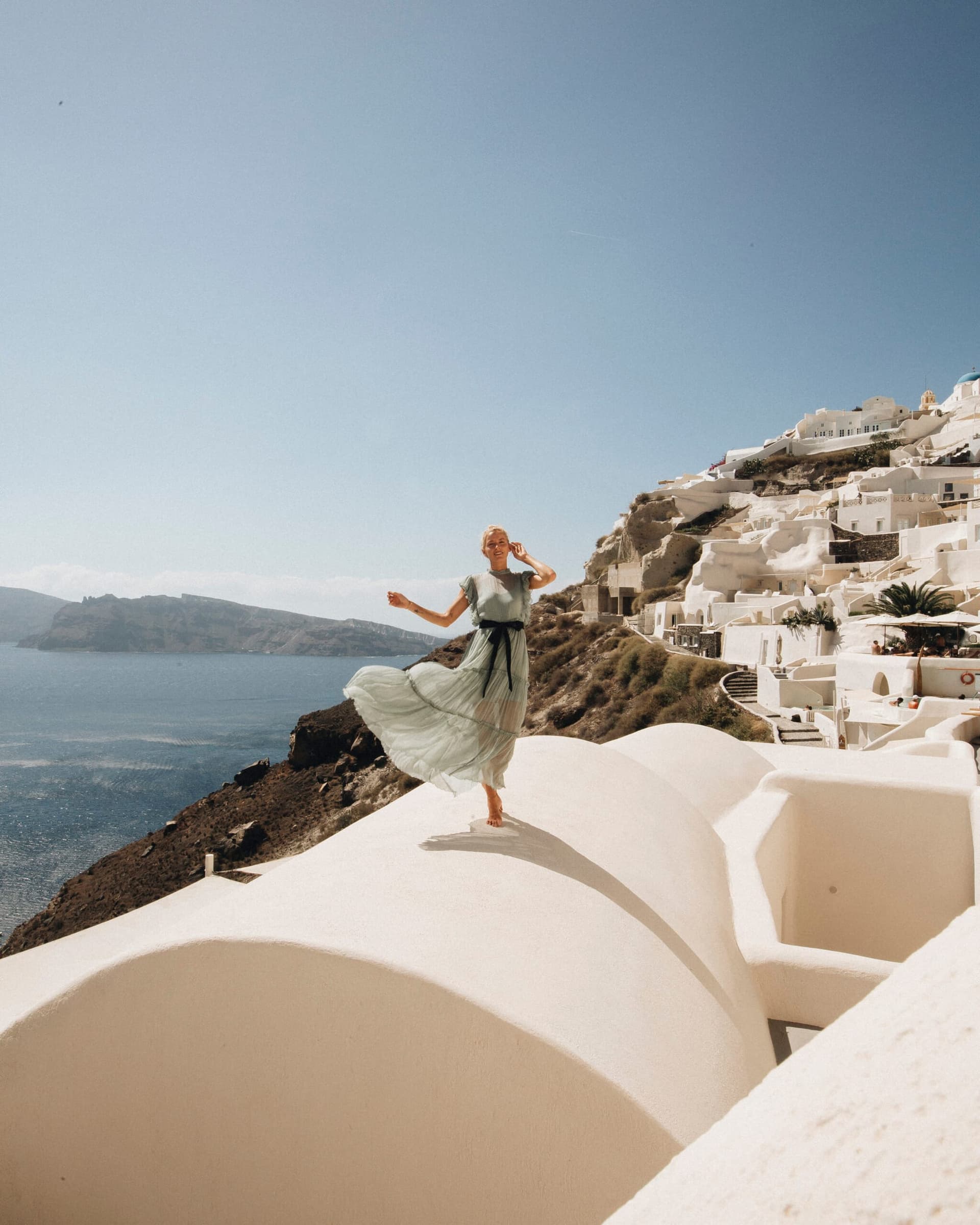 6 Hôtels les plus Luxueux de Santorin – Séjour de rêve dans les Cyclades