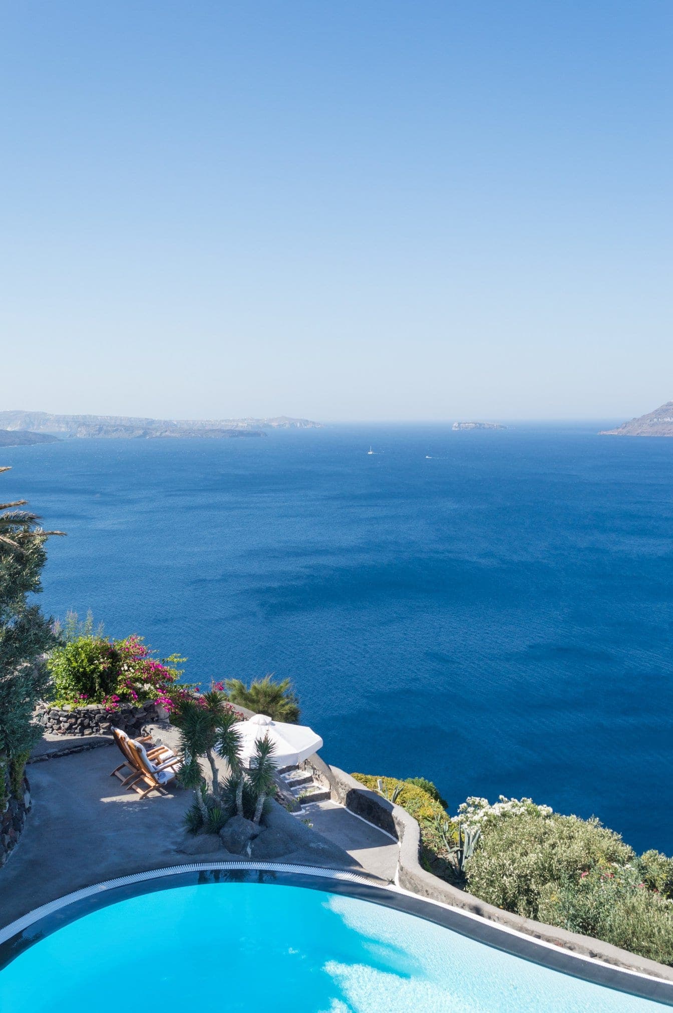 6 Hôtels les plus Luxueux de Santorin – Séjour de rêve dans les Cyclades