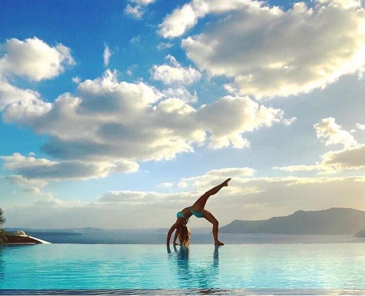 6 Hôtels les plus Luxueux de Santorin – Séjour de rêve dans les Cyclades