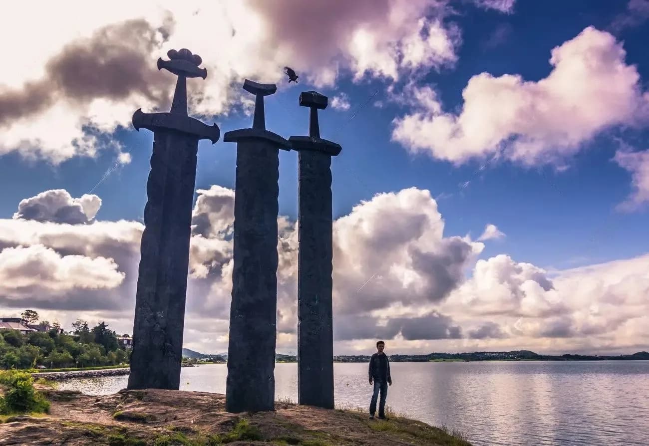 Sverd i Fjell – « Épées dans la Roche » à Stavanger