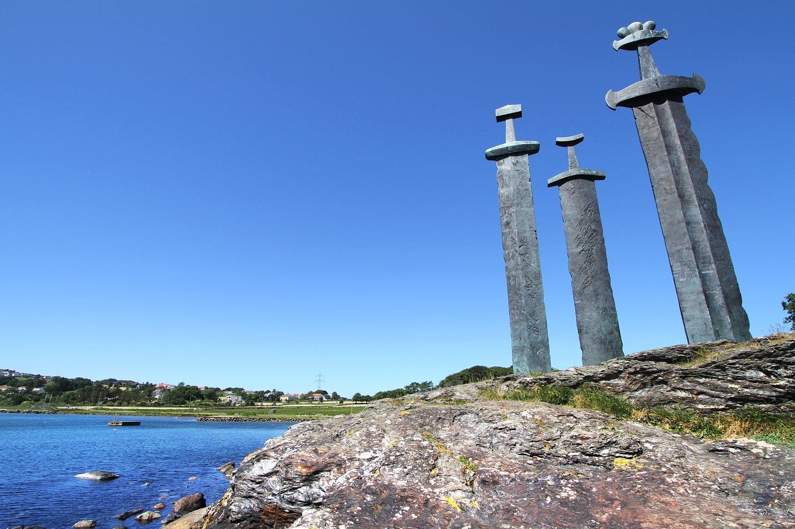 Sverd i Fjell – « Épées dans la Roche » à Stavanger