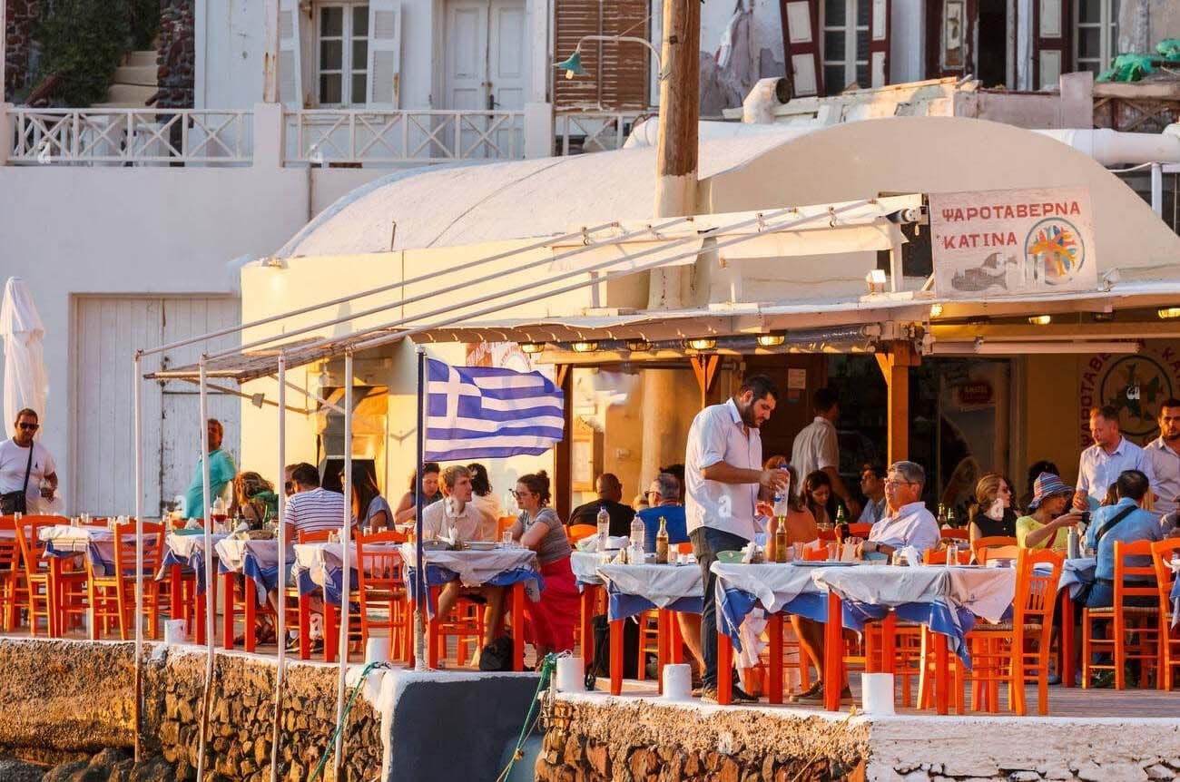 Katina Fish Tavern, restaurant familial à Ammoudi Bay
