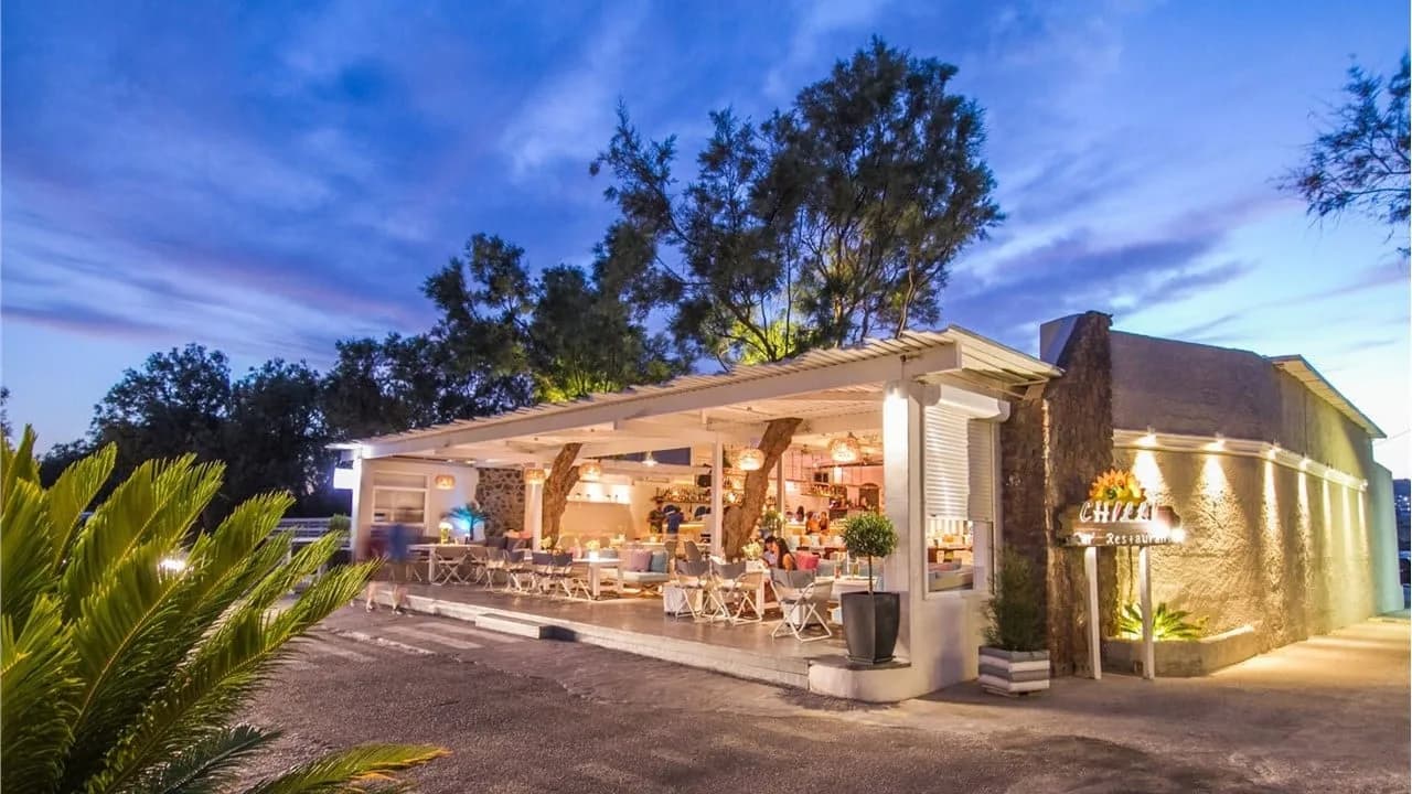 Les 10 Meilleurs bars de Santorin pour boire un verre