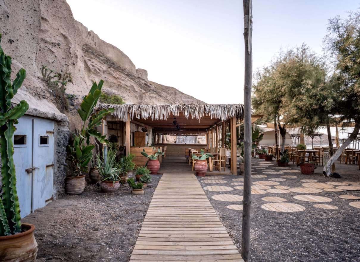 Les 10 Meilleurs bars de Santorin pour boire un verre