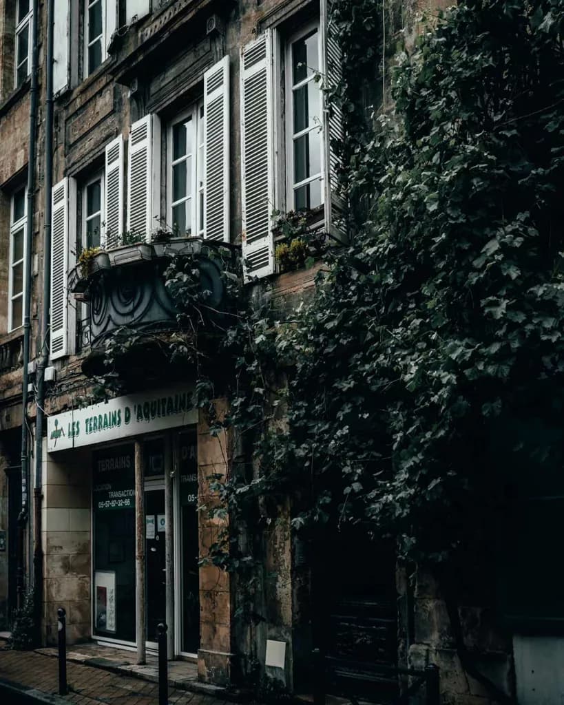 Errances pluvieuses nostalgiques à Bordeaux