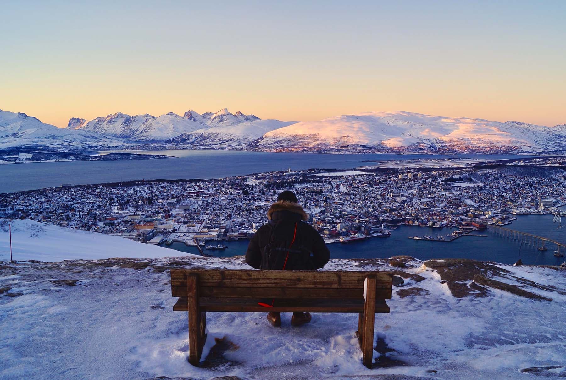 Voyager en solo à Tromsø : le guide complet