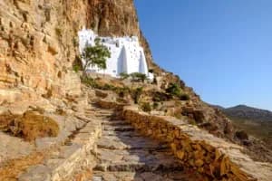Les îles Grecques à explorer depuis Santorin en ferry – Comparaison