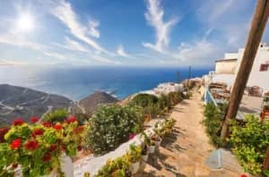 Les îles Grecques à explorer depuis Santorin en ferry – Comparaison