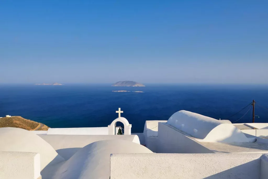 Les îles Grecques à explorer depuis Santorin en ferry – Comparaison