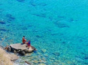 Les îles Grecques à explorer depuis Santorin en ferry – Comparaison