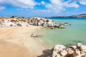 Les îles Grecques à explorer depuis Santorin en ferry – Comparaison