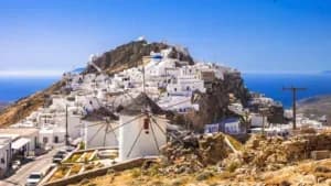 Les îles Grecques à explorer depuis Santorin en ferry – Comparaison