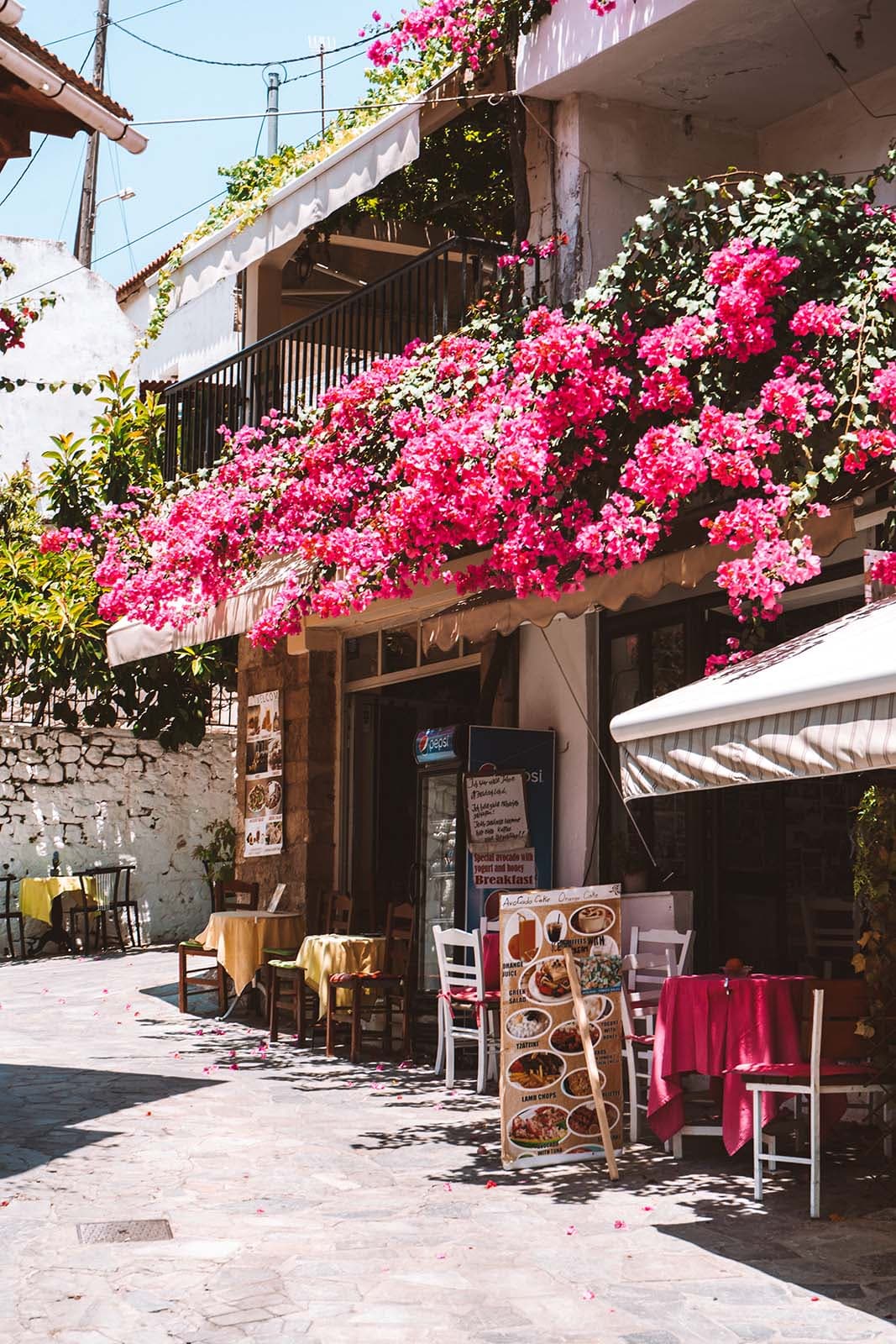 Argiroupoli village crete — Le village enchanteur d’Argiroupoli – Une Oasis en Crète