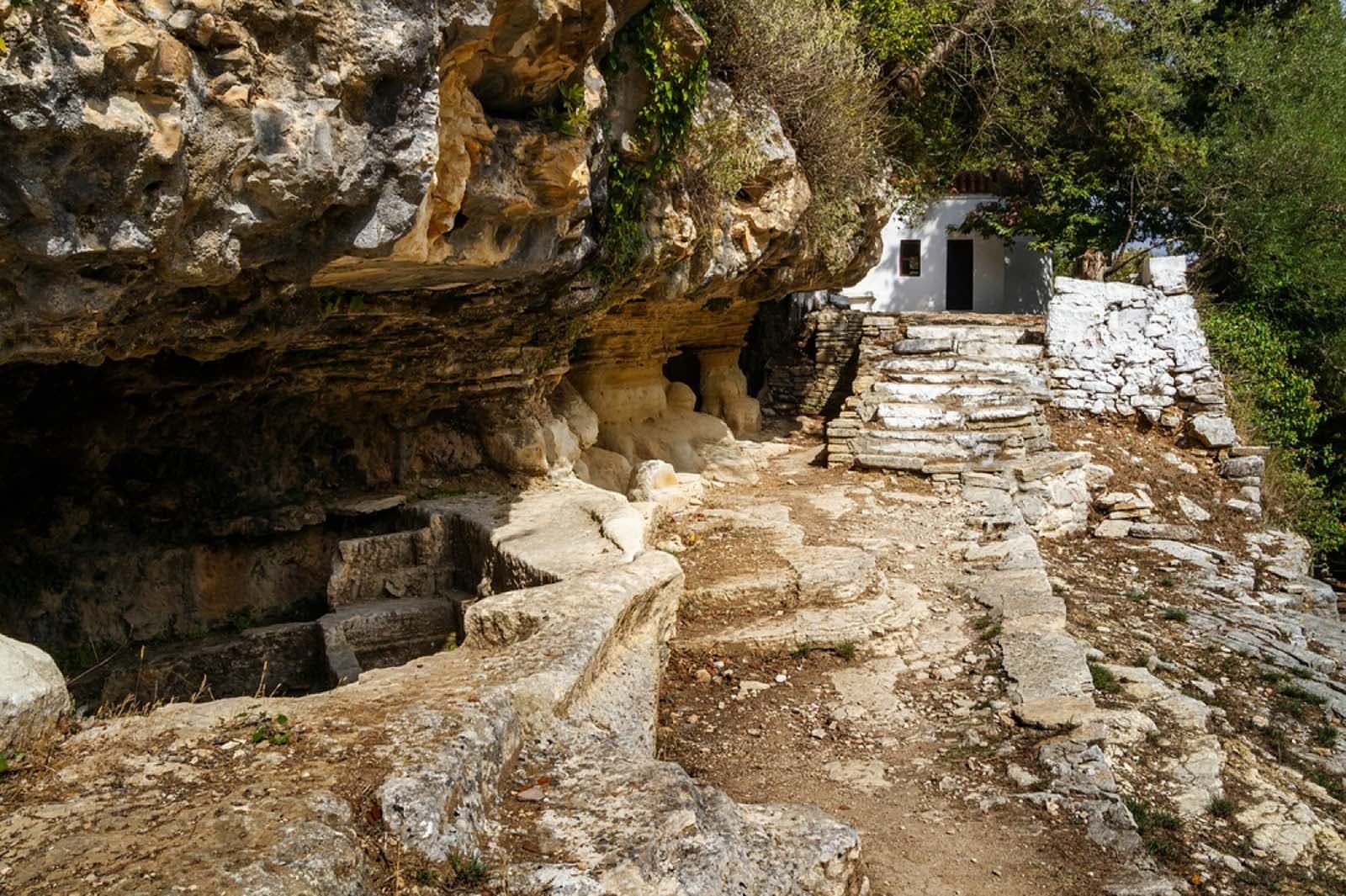 Argiroupoli village crete — Le village enchanteur d’Argiroupoli – Une Oasis en Crète