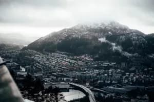 Le Téléphérique de Fløibanen : Admirer Bergen depuis le sommet de Fløyen