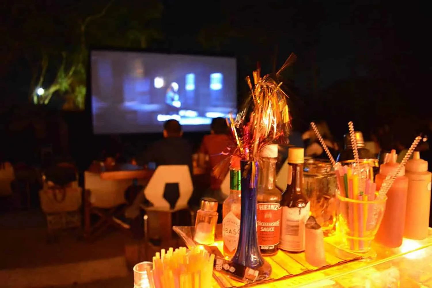 Cine Kamari – Cinéma en plein Air de Santorin
