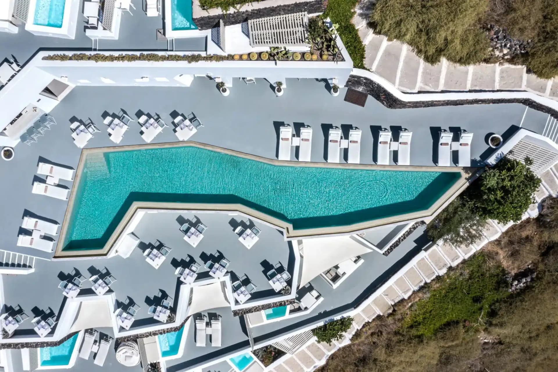 10 Meilleurs hôtels de luxe à Imerovigli sur Santorin