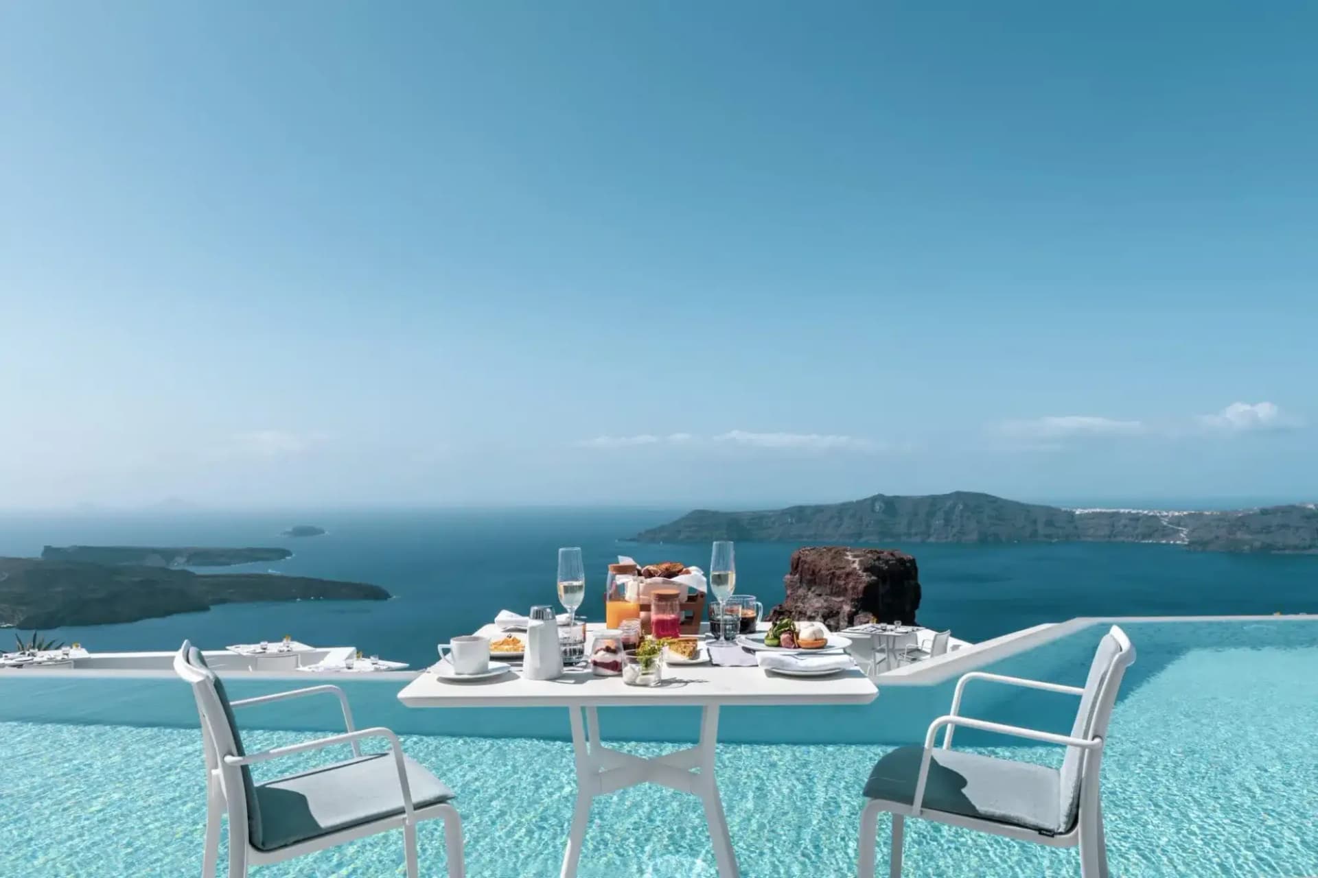 10 Meilleurs hôtels de luxe à Imerovigli sur Santorin