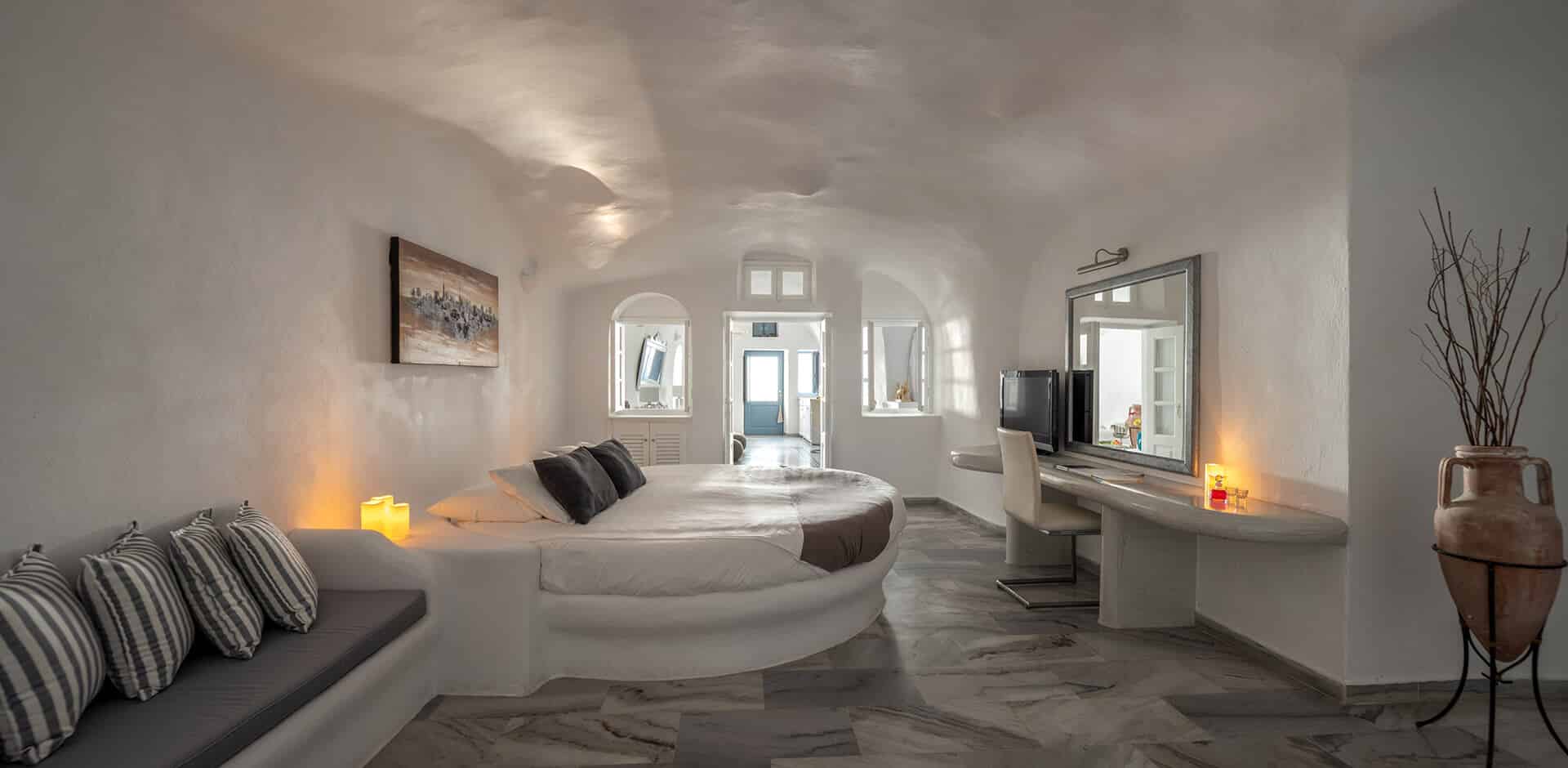 10 Meilleurs hôtels de luxe à Imerovigli sur Santorin