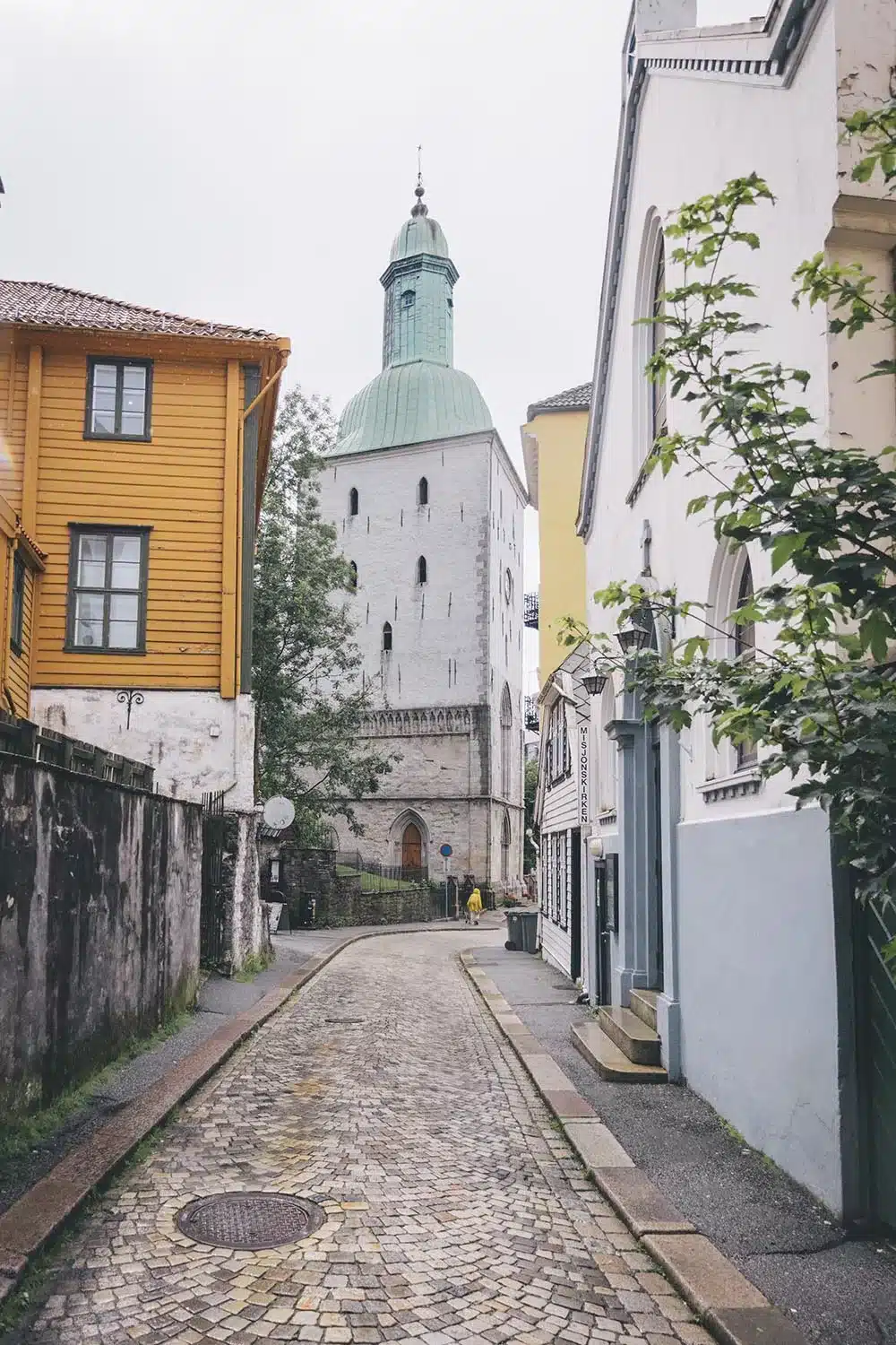 La cathédrale de Bergen, joyau historique de la ville hanseatique