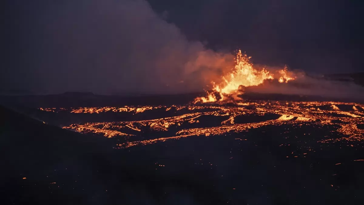 Découvrez le volcan Litli Hurtur en 2023