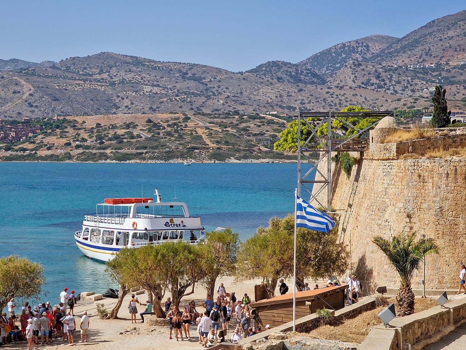 Premiers pas sur l'ile aux lépreux de Crete