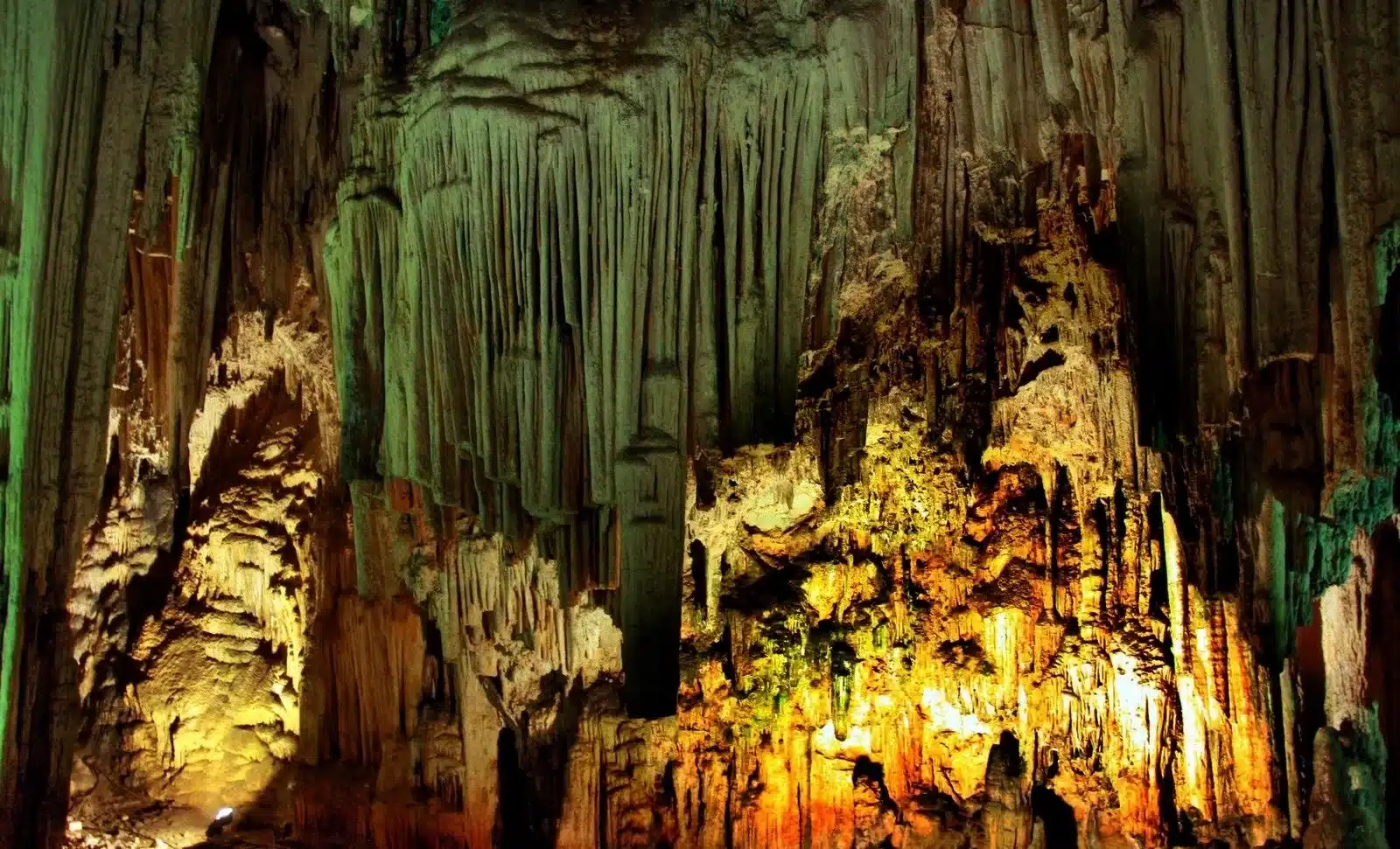 Melidoni cave crete — Visiter la cave de Melidoni en Crete – Le guide ultime