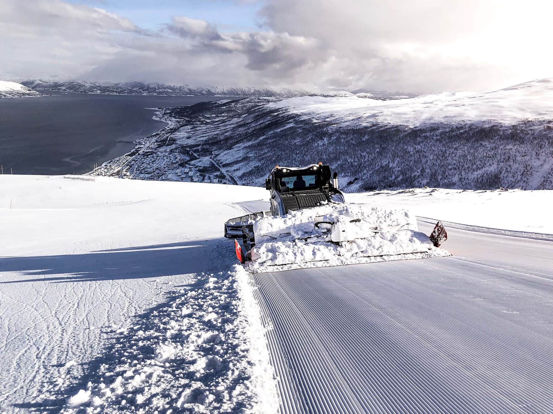 Faire du ski au Tromsø Alpinpark