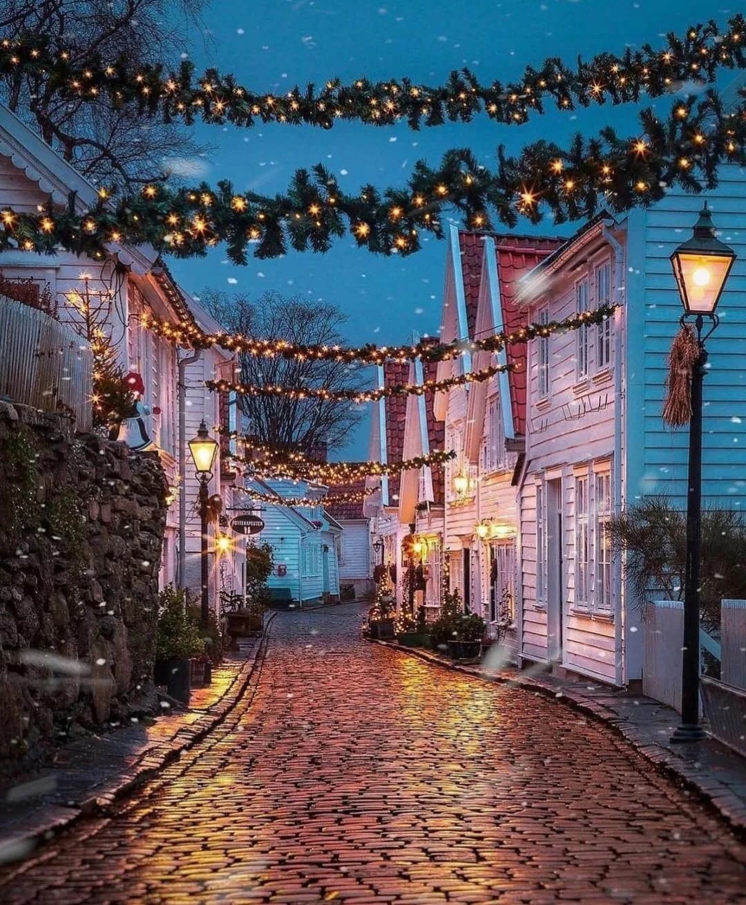 Le marché de Noël de Stavanger 2024 : vivre la magie des fêtes en Norvège