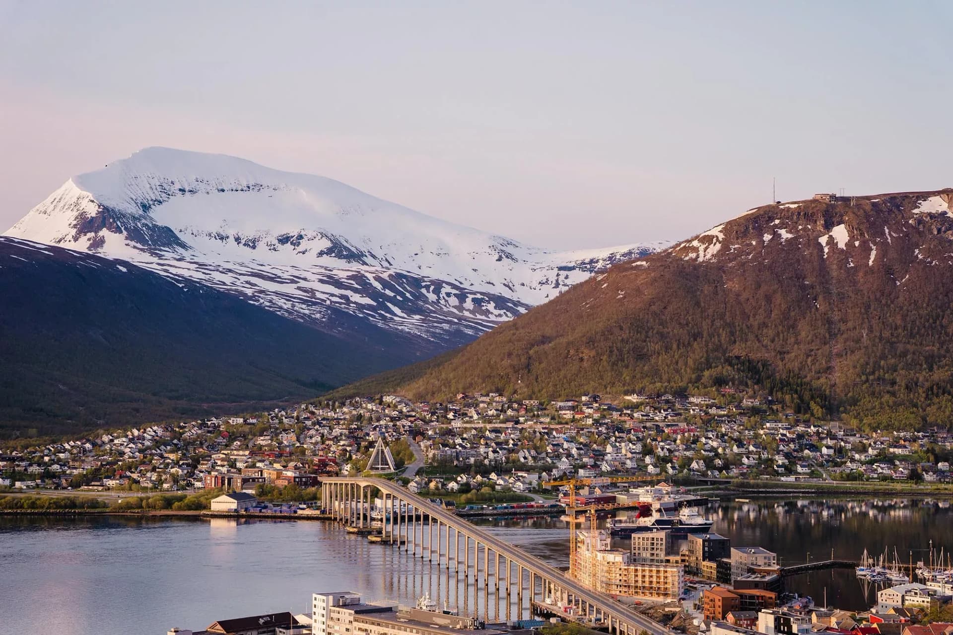 Tromsø en Octobre : Itinéraires, Conseils et Expériences Uniques