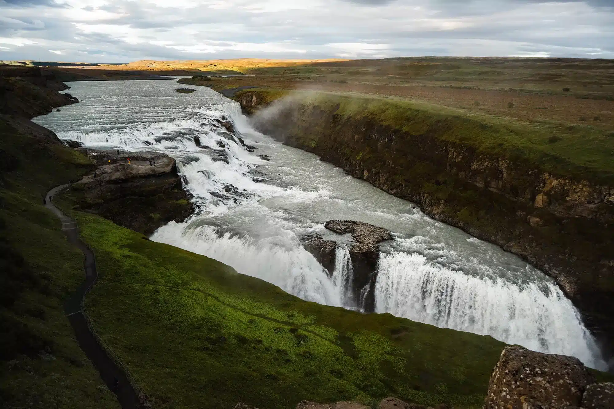 Gullfoss : La cascade d’or les plus impressionantes d’Islande – Le guide ultime