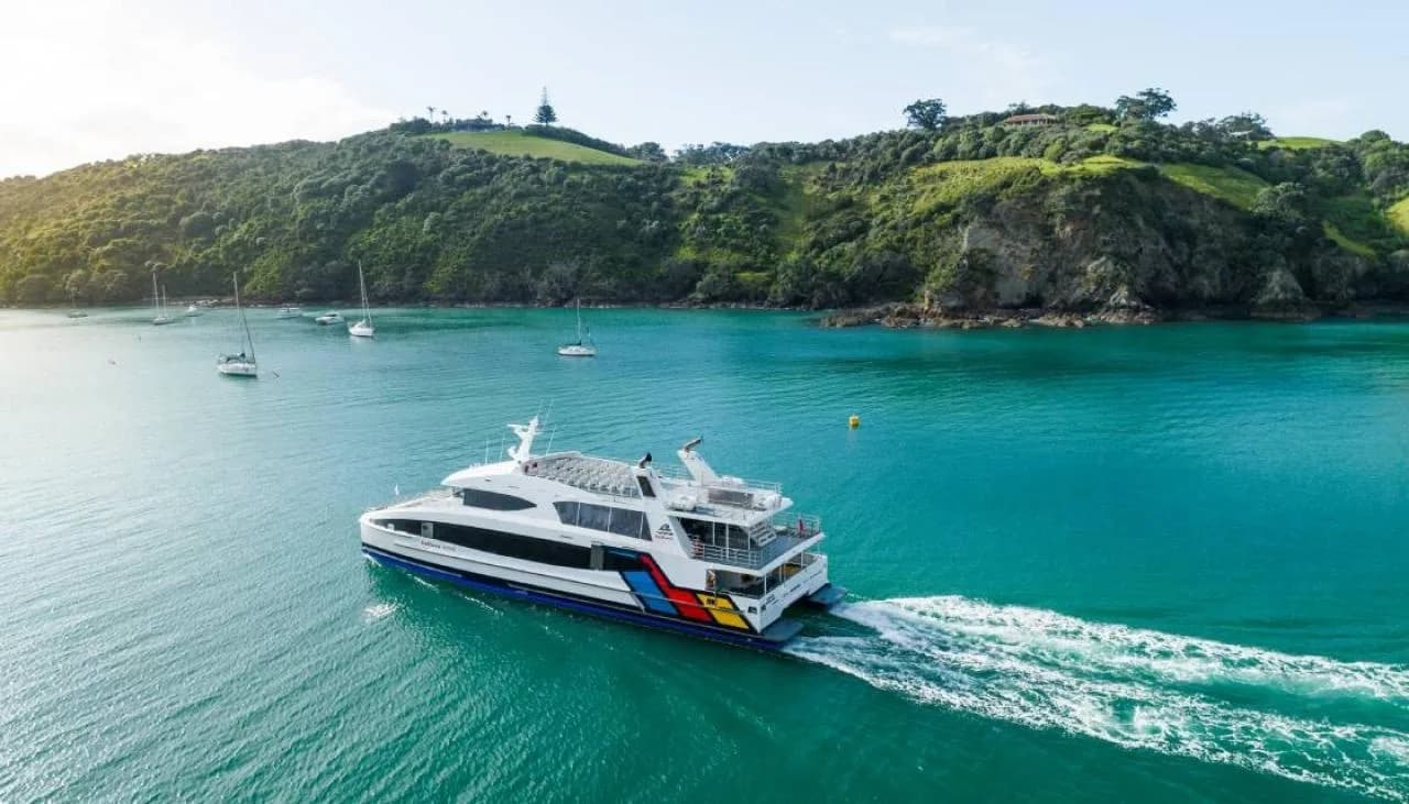 Prendre le ferry pour se rendre sur Waiheke Island