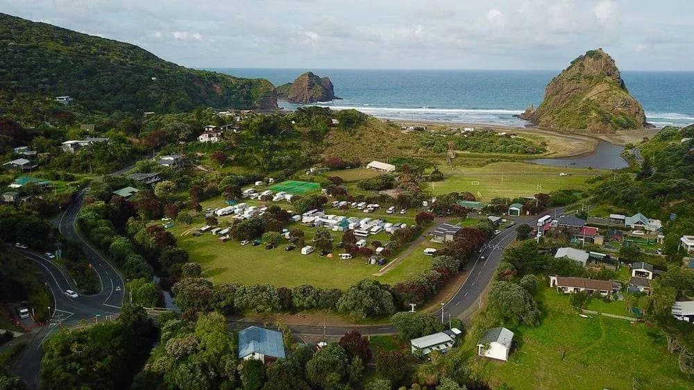 Visiter Piha Beach en Nouvelle-Zélande