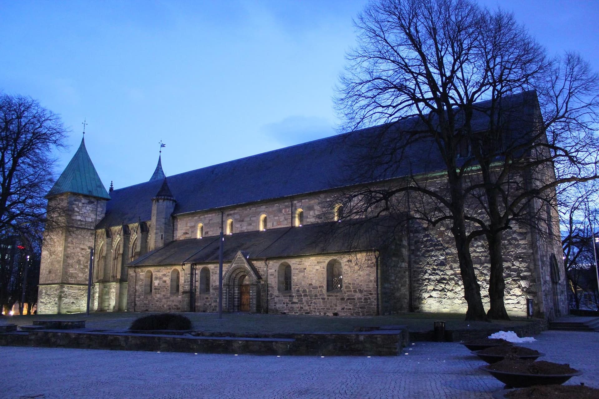 La Cathédrale de Stavanger : Un Trésor Architectural