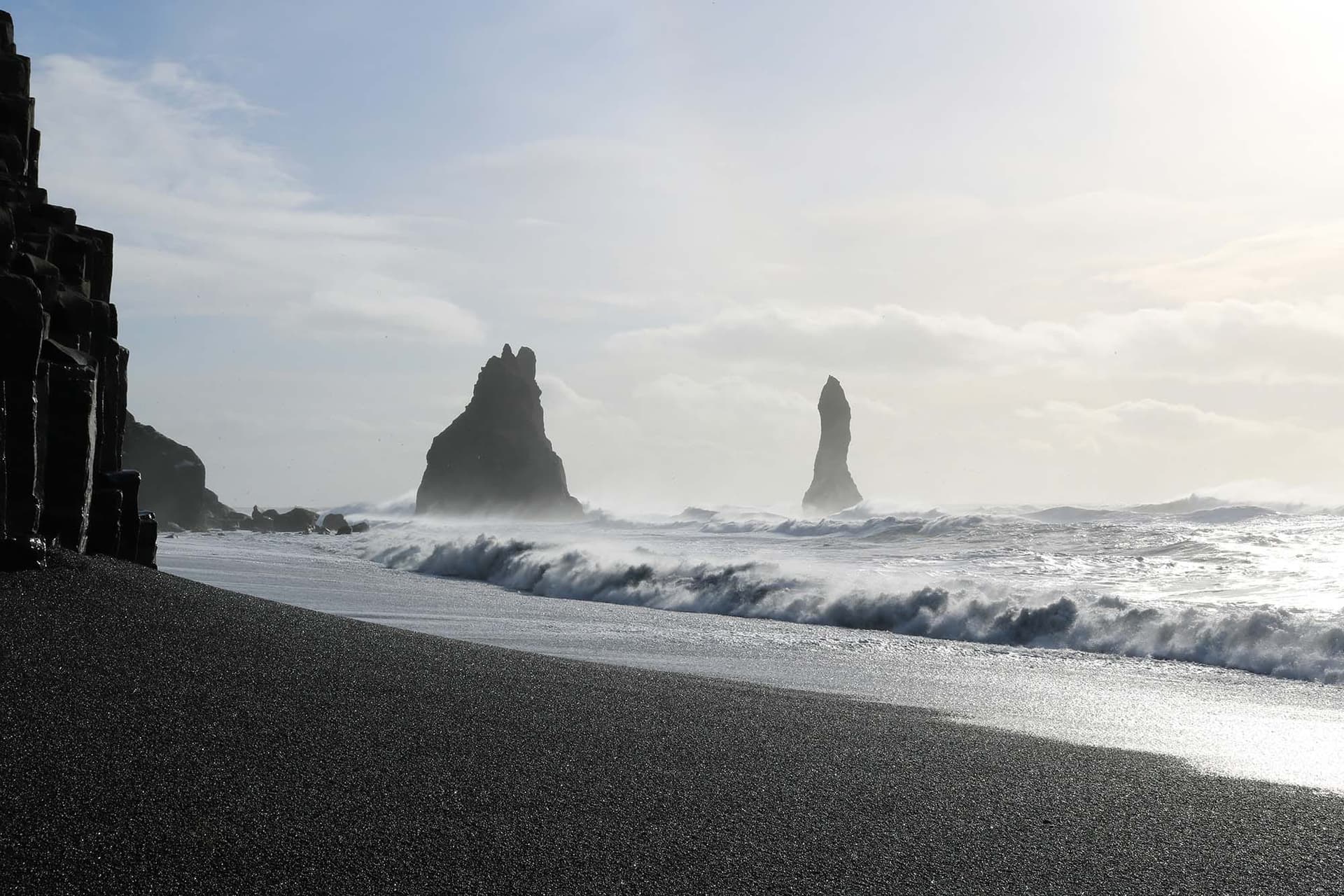 Découvrez les célèbres Reynisdrangar en Islande