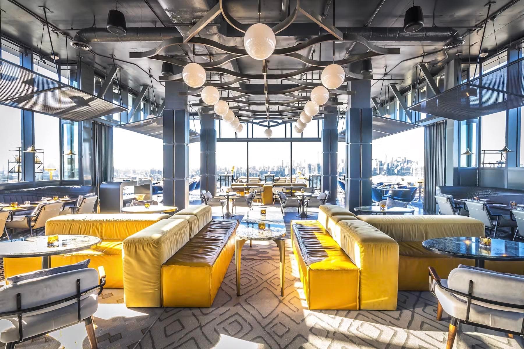 Découvrez le Westlight, un des plus beaux rooftops bar de New York