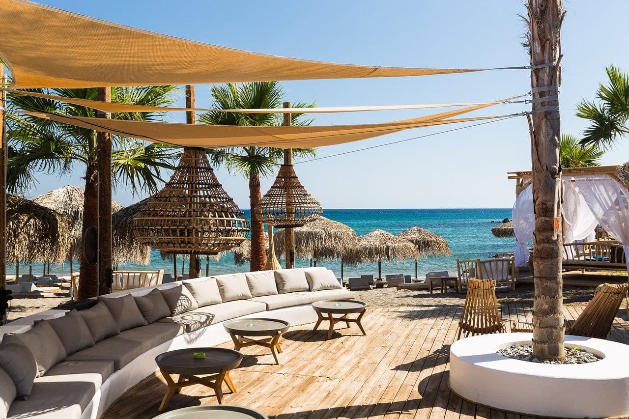 Intérieur du Baboo Lounge Beach Bar de Bali