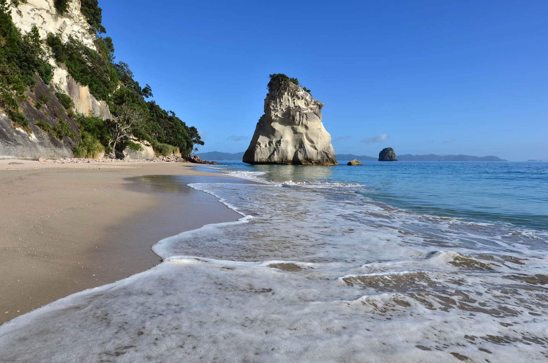 L’Incroyable Cathedral Cove à Coromandel : le guide complet