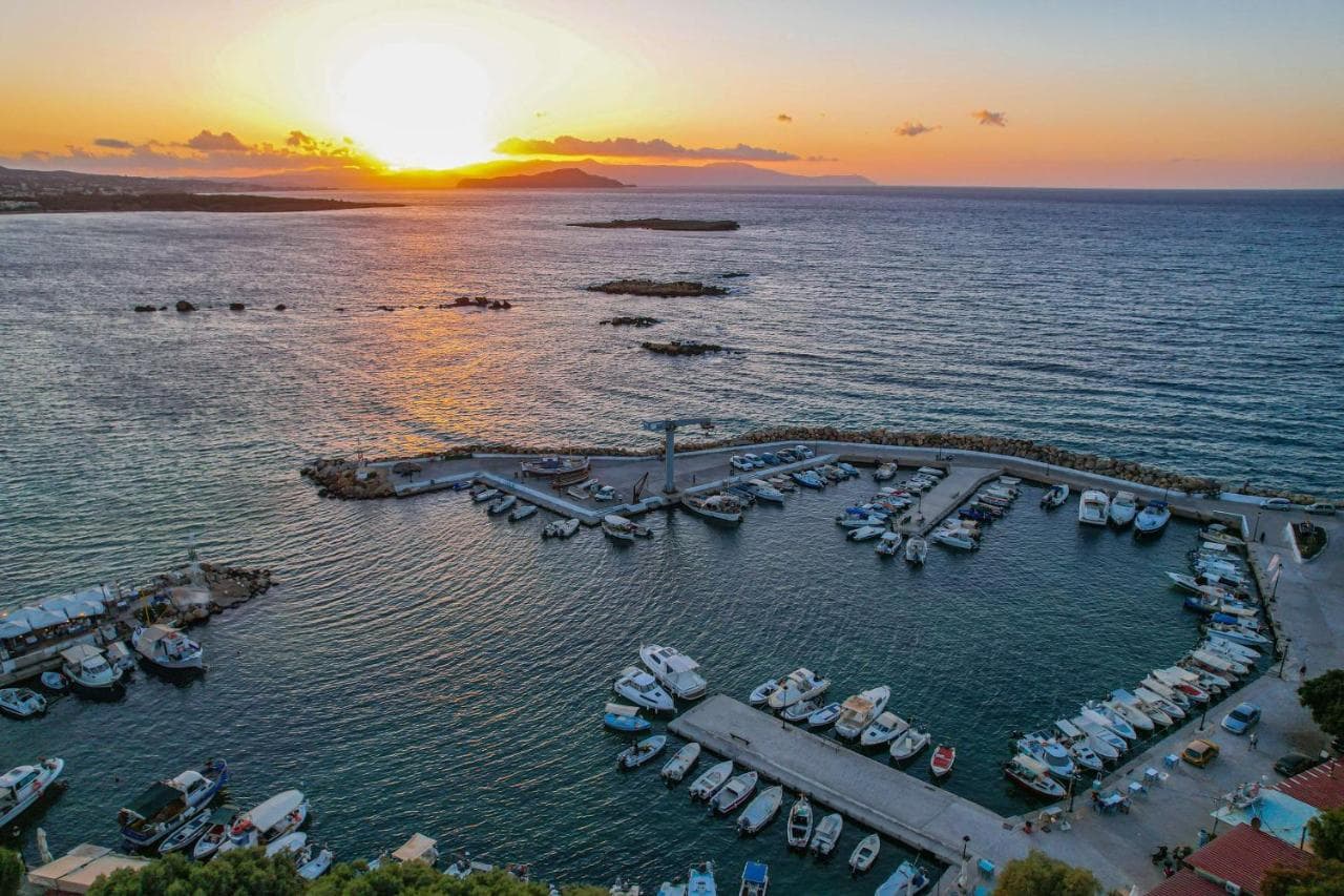 Meilleurs hotels crete vue mer chania flair tapestry — Top 10 des Meilleurs hôtels en bord de mer en Crete : Luxe et Détente au Paradis