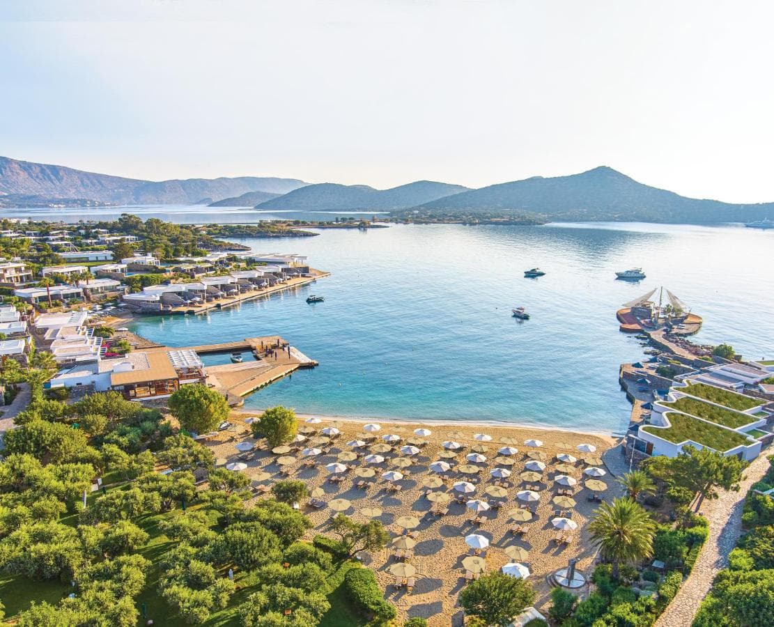 Meilleurs hotels crete vue mer elounda beachfront hotel — Top 10 des Meilleurs hôtels en bord de mer en Crete : Luxe et Détente au Paradis