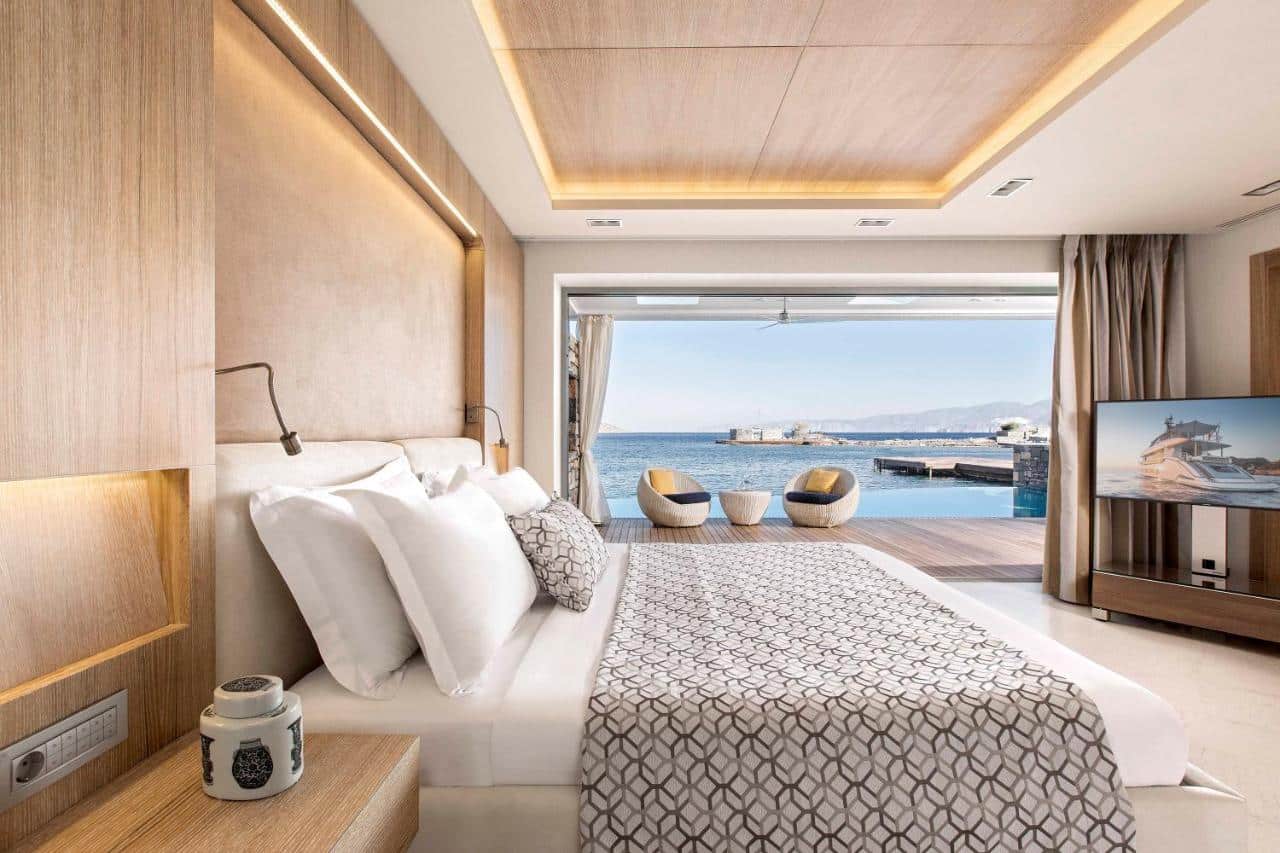 Meilleurs hotels crete vue mer elounda beachfront hotel — Top 10 des Meilleurs hôtels en bord de mer en Crete : Luxe et Détente au Paradis